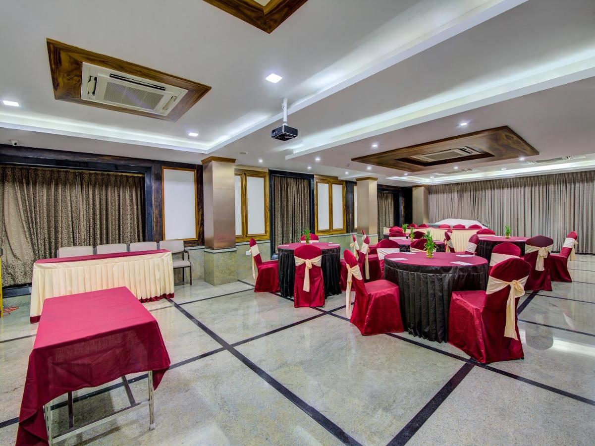 Myspace Hotels Silverstar بنغالور المظهر الخارجي الصورة
