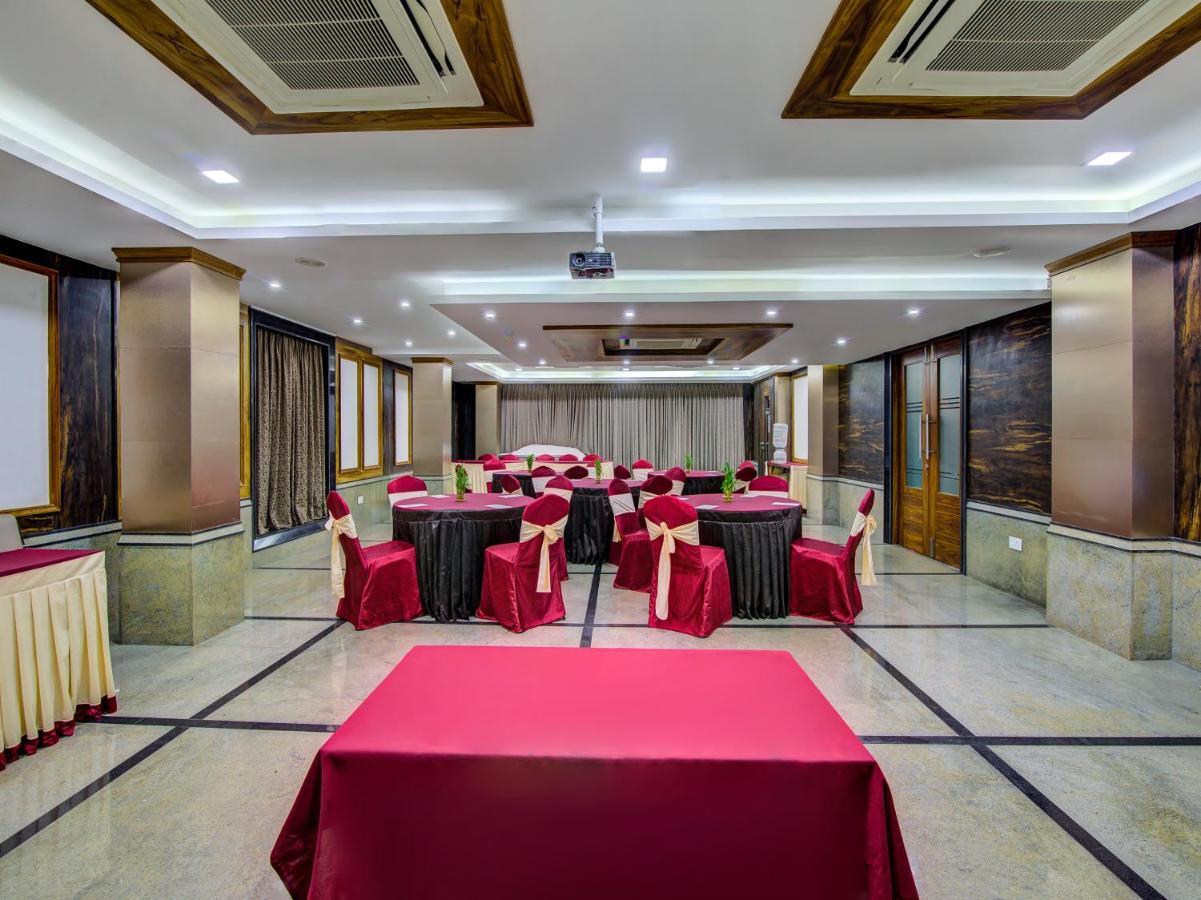 Myspace Hotels Silverstar بنغالور المظهر الخارجي الصورة